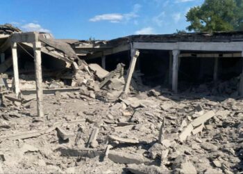 Внаслідок ворожих атак є поранені у Кривому Розі та у Нікополі