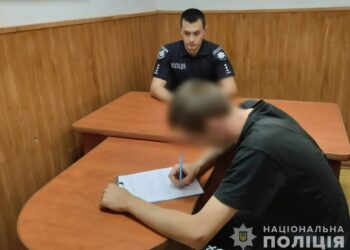 Різанина у Жовтих Водах: 18-річний хлопець порізав ножем 27-річного чоловіка