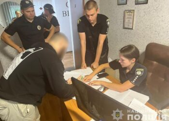 У Кривому Розі 23-річний хуліган підірвав гранату на вулиці: поранено двох людей