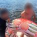У Дніпрі водний патруль врятував двох молодиків, яких відносило течією на надувному крузі