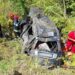 На Нікопольщині рятувальники деблокували з авто двох травмованих жінок та дівчину
