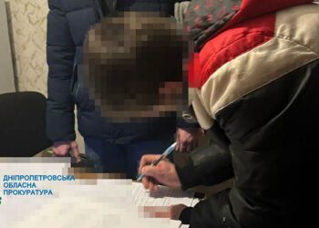 У Дніпрі засуджено до довічного ув’язнення чоловіка, який зґвалтував та вбив 11-річну дівчинку
