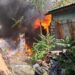 Через обстріли на Нікопольщині горіли приватні будинки