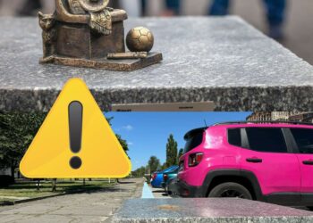 Розшукують викрадачів: у Дніпрі невідомі вкрали мініскульптуру, присвячену фанатському руху
