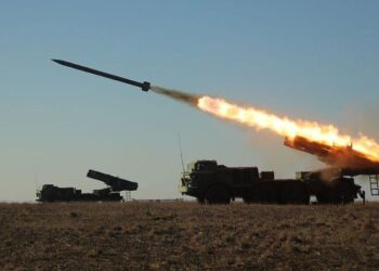 Окупанти вдарили по Нікополю та Марганецькій громаді: наслідки ворожих обстрілів
