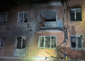 Пошкоджено 4 багатоповерхівки: наслідки обстрілів Нікопольщини