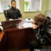 Замах на вбивство: у Синельниківському районі дружина порізала чоловіка