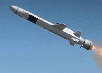 Окупанти вдарили ракетою по Дніпру