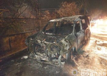 У Підгородному заарештували чоловіка, який спалив автівку знайомого