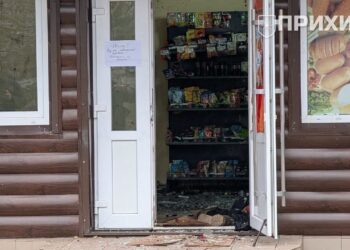 Вибух гранати у магазині Нікополя: загинув чоловік, поранено жінку