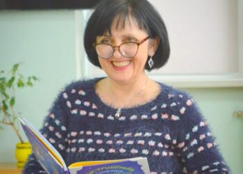 Дніпро відвідала популярна письменниця Дара Корній: унікальність дніпровського читача