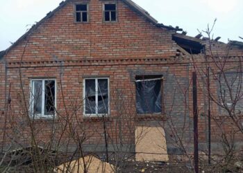 Через артобстріл у Нікополі постраждав 35-річний чоловік