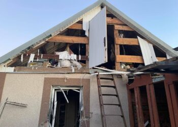 Окупанти поранили двох чоловіків на Нікопольщині
