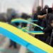 Дніпряни об’єднали до Дня Соборності два береги міста