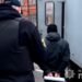 Затримали нападника, який у центрі Дніпра з ножем грабував жінок