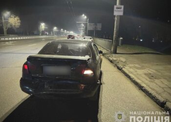 У Дніпрі затримали нетверезого водія, через якого сталася потрійна ДТП та постраждала жінка