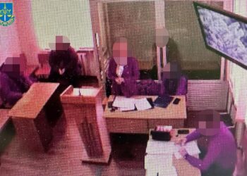 Трьом терористам, які підірвали вибухівку біля ТЦК у Павлограді  обрали запобіжні заходи