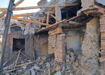 Окупанти вдарили по Нікопольщині та Синельниківщині: є багато руйнувань