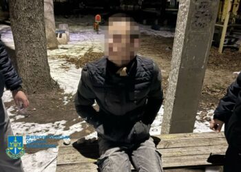 У Павлограді затримали 14-річного хлопця, який намагався підпалити авто ЗСУ
