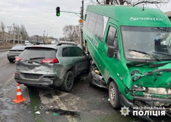 ДТП з п’ятьма авто: у Дніпрі затримали нетверезого винуватця масштабної аварії