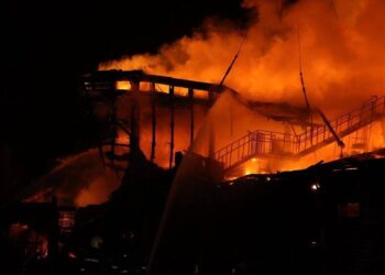 Є загиблі внаслідок атаки “шахедів” на Дніпро: кількість постраждалих зростає