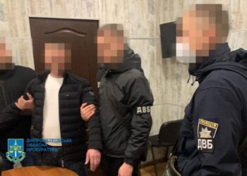 Попався на хабарі начальник одного з відділів поліції області