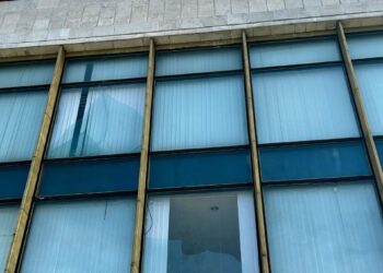 Оперний театр Дніпра постраждав через удар БпЛА: чи будуть вистави