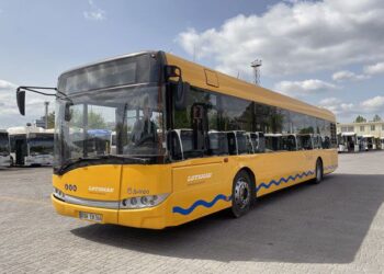 Завтра у Дніпрі змінять рух два автобуси