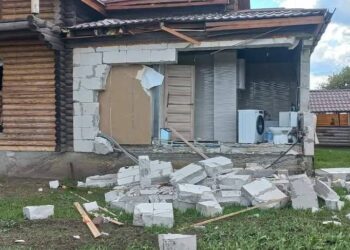 Ворог знову обстріляв Новопавлівку: село залишилося без зв’язку