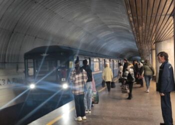 У транспорті Дніпра щоранку оголошуватимуть хвилину мовчання
