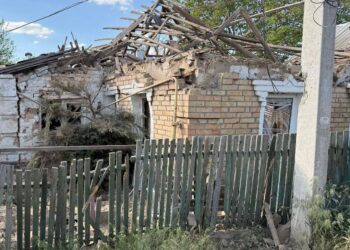 Окупанти обстріляли Нікополь та дві громади: наслідки