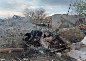 Окупанти вдарили КАБом по Великомихайлівській громаді: є поранені