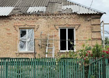 У Нікополі через удар дрону постраждала 78-річна жінка