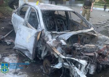 У Дніпрі «по гарячих слідах» затримали двох агентів рф, які підірвали авто прокурора