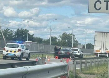 У Підгородному авто збило 14-річну дівчину: деталі моторошної ДТП