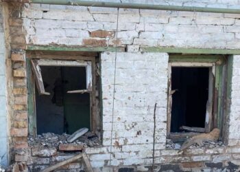 Окупанти масовано вдарили по Нікопольщині: є чимало руйнувань