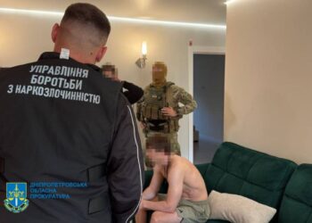 У Дніпрі затримали організовану групу, яка збувала наркотики з мільйонними доходами