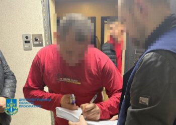 У Дніпрі судитимуть 7 учасників організованої групи на чолі з депутатом міськради, які заволоділи майже 7,5 млн грн бюджетних коштів