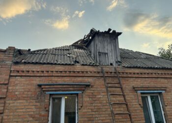 Знову поранений на Нікопольщині: ворог вдарив FPV-дроном