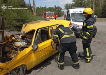 Смертельна ДТП у Кривому Розі: тіло водія вирізали з авто