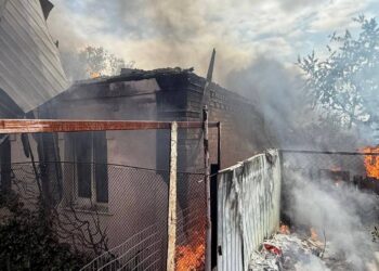 Пошкоджена інфраструктура та будинки внаслідок обстрілів двох районів області