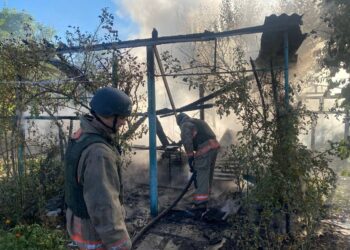 Окупанти вдарили по Нікополю та трьох громадах: наслідки