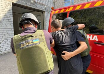 Окупанти поранили рятувальників на Дніпропетровщині