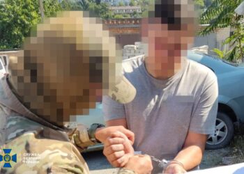 У Дніпрі затримали агента-рецидивіста, який готував удари по Дніпру за допомогою GPS-«маячків»