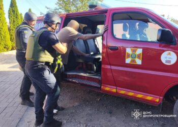 У Нікополі через артобстріл постраждав 60-річний чоловік