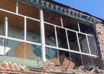 Окупанти поранили 68-річного чоловіка на Дніпропетровщині