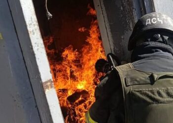 Палали будинки у двох районах області внаслідок ворожих обстрілів