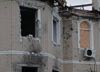 Пошкоджене підприємство внаслідок обстрілів області