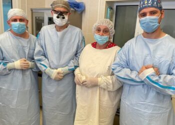 У Дніпрі 9-річна дівчинка  потрапила на операційний стіл через власне волосся