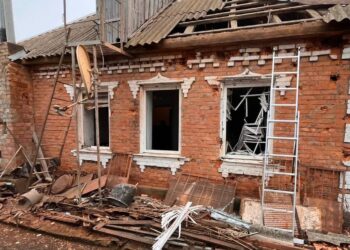 Протягом дня ворог бив по Нікопольщині та Синельниківщині: є руйнування